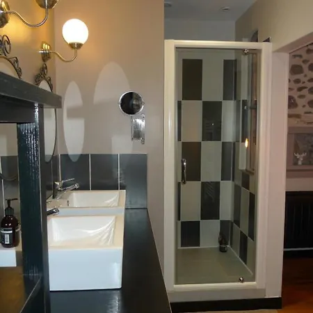 Les Terres D'aramis: Maison D'hotes A בית הארחה 2*
