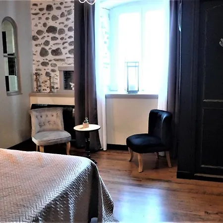 Les Terres D'aramis: Maison D'hotes A 2* Aramits
