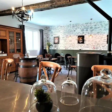 Les Terres D'aramis: Maison D'hotes A Aramits